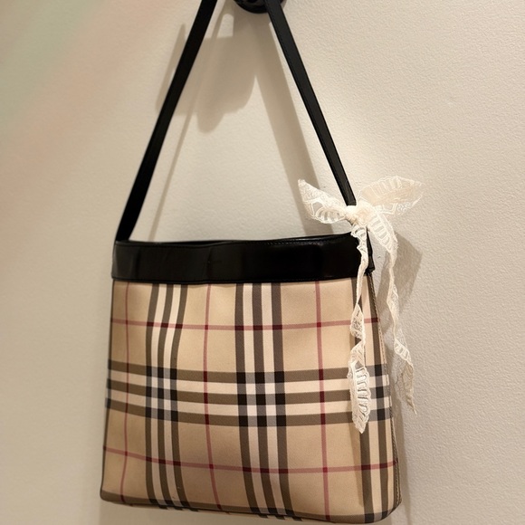 Vintage Burberry London Shoulder Bag - Picture 2 of 10